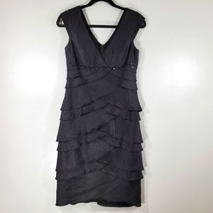 ALEX EVENINGS black tiered dress size 6 cap sleeve V neck formal evening dress